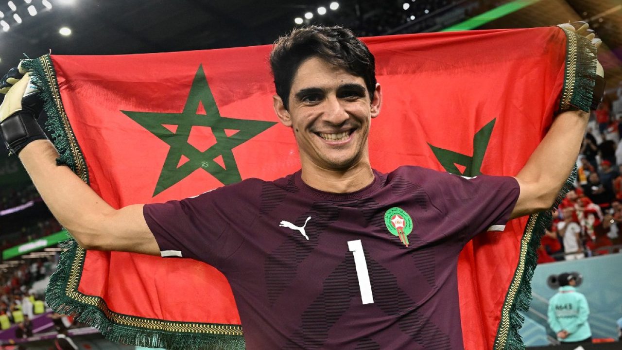 ياسين بونو في المركز الـ 13 في تصنيف الكرة الذهبية لعام 2023