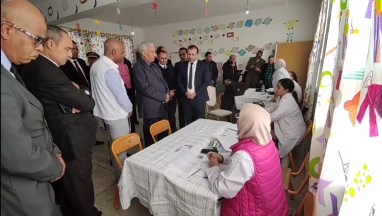 نظمتها عمالة مكناس و المندوبية الإقليمية لوزارة الصحة استفادة 1000 من ساكنة مركزالدخيسة نواحي مكناس من قافلة طبية متعددة التخصصات نظمتها عمالة مكناس و المندوبية الإقليمية لوزارة الصحة استفادة 1000 من ساكنة مركزالدخيسة نواحي مكناس من قافلة طبية متعددة التخصصات