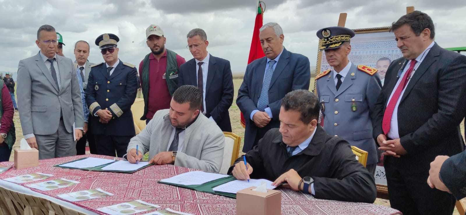 السيد عبدالغني الصبار عامل عمالة مكناس يعطي إنطلاقة مشاريع تنموية تزامنا مع الذكرى الـ 48 لانطلاق المسيرة الخضراء السيد عبدالغني الصبار عامل عمالة مكناس يعطي إنطلاقة مشاريع تنموية تزامنا مع الذكرى الـ 48 لانطلاق المسيرة الخضراء