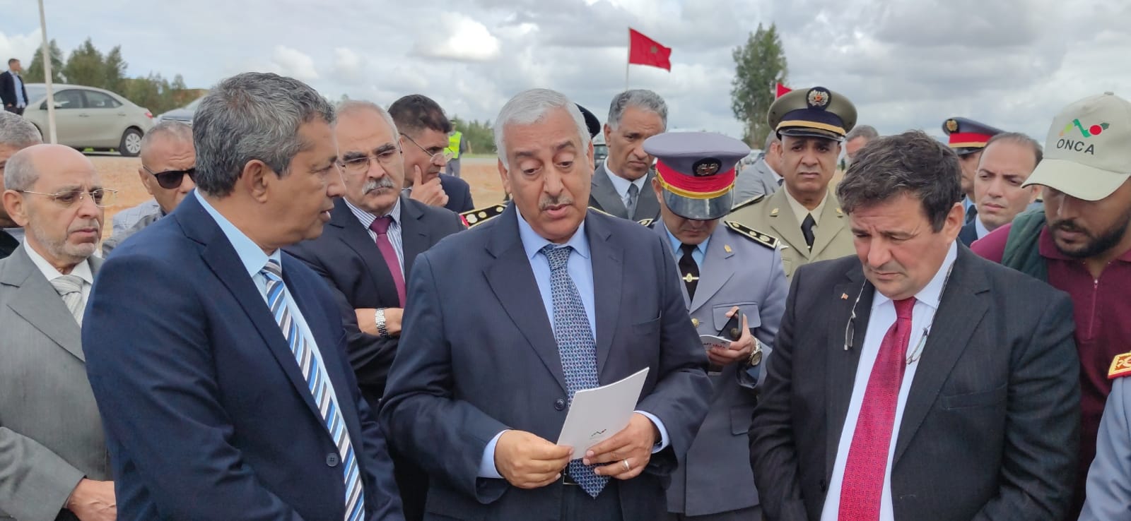 السيد عبدالغني الصبار عامل عمالة مكناس يعطي إنطلاقة مشاريع تنموية تزامنا مع الذكرى الـ 48 لانطلاق المسيرة الخضراء السيد عبدالغني الصبار عامل عمالة مكناس يعطي إنطلاقة مشاريع تنموية تزامنا مع الذكرى الـ 48 لانطلاق المسيرة الخضراء