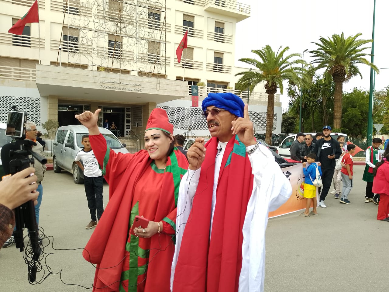 أمسية فنية بالمركب الثقافي ميشيل جوبير بمناسبة الذكرى 48 لانطلاق المسيرة الخضراء المظفرة .