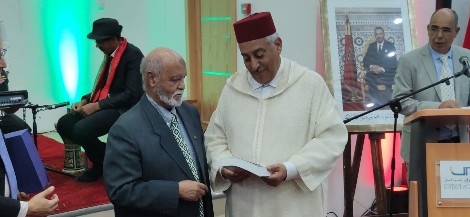 جماعة مكناس تنظم  يوم دراسي يستحضر نضالات المغرب المتكررة لنيل الاستقلال ودلالات المسيرة الخضراء