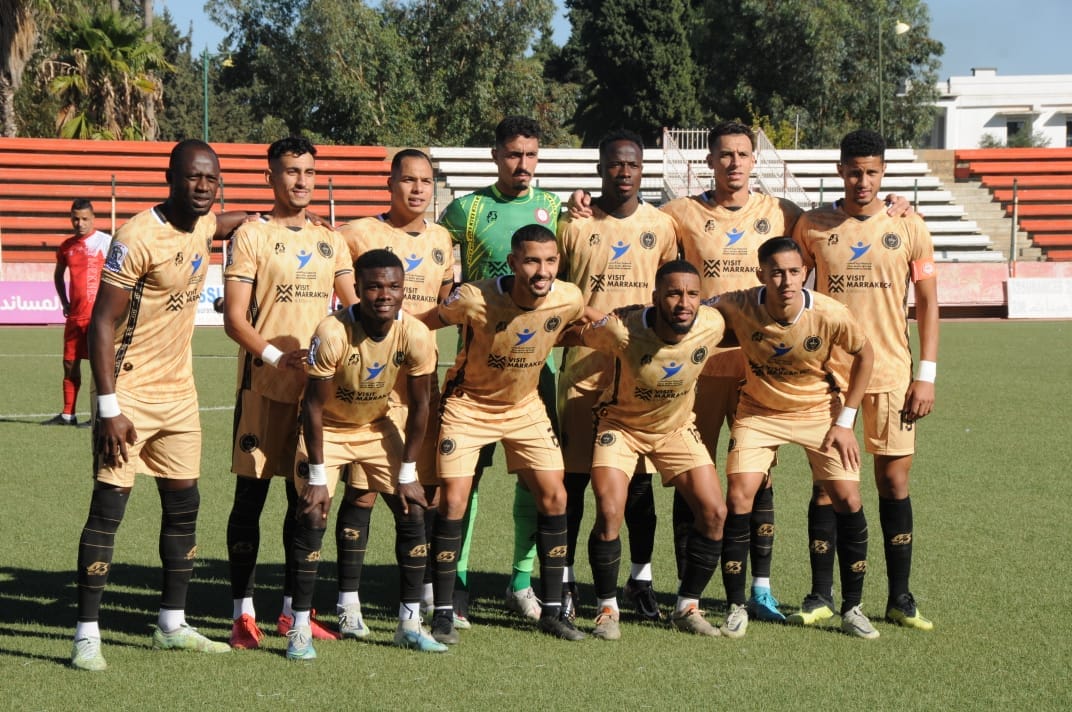 عزيمة الكوديم تسقط مقولة مزيانة لكوكب داخل أرضية الملعب الشرفي