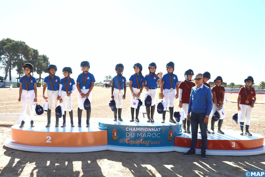 بطولة المغرب لألعاب الفروسية (خيول قصيرة) .. فريق النادي الملكي للفروسية دار السلام يفوز بجائزة وكالة المغرب العربي للأنباء 