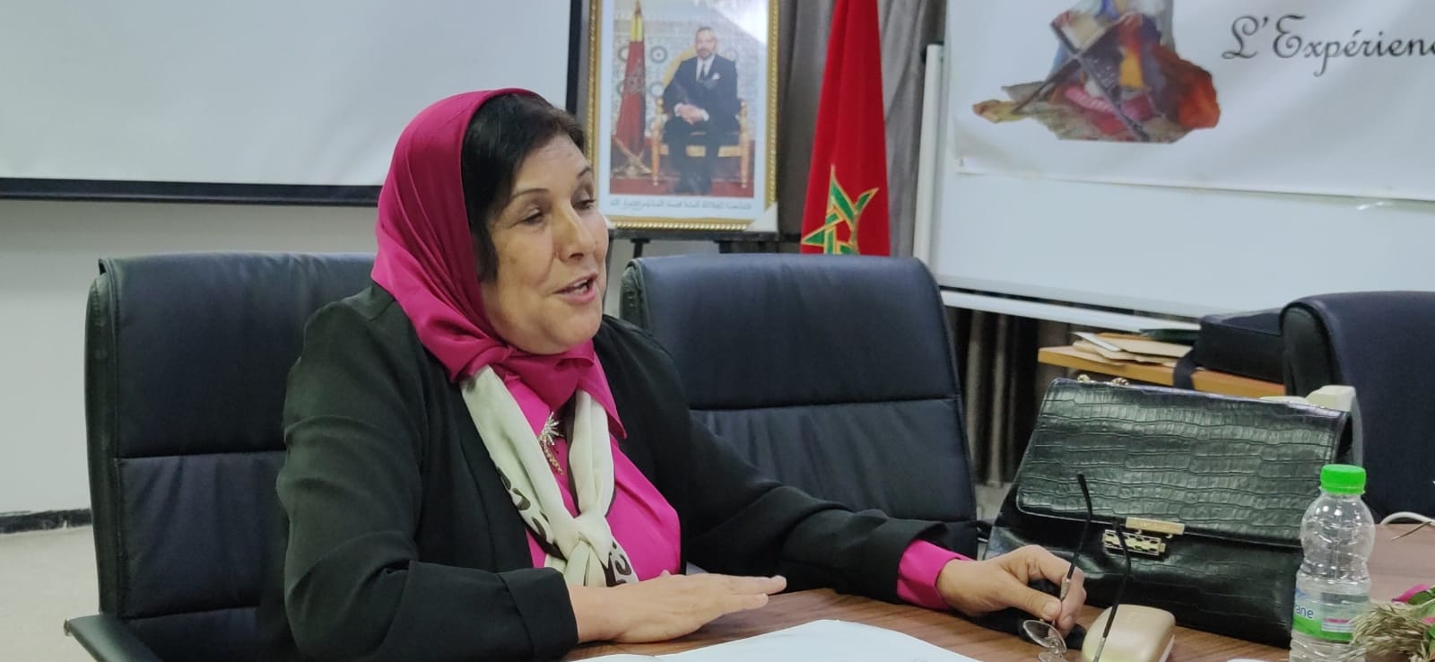 الدورة الثانية للملتقى الدولي المنظم بالمركز الجهوي لمهن التربية و التكوين بجهة فاس/ مكناس بعنوان التجربة الصوفية عند المرأة: الصوت الكوني. الدورة الثانية للملتقى الدولي المنظم بالمركز الجهوي لمهن التربية و التكوين بجهة فاس/ مكناس بعنوان التجربة الصوفية عند المرأة: الصوت الكوني.