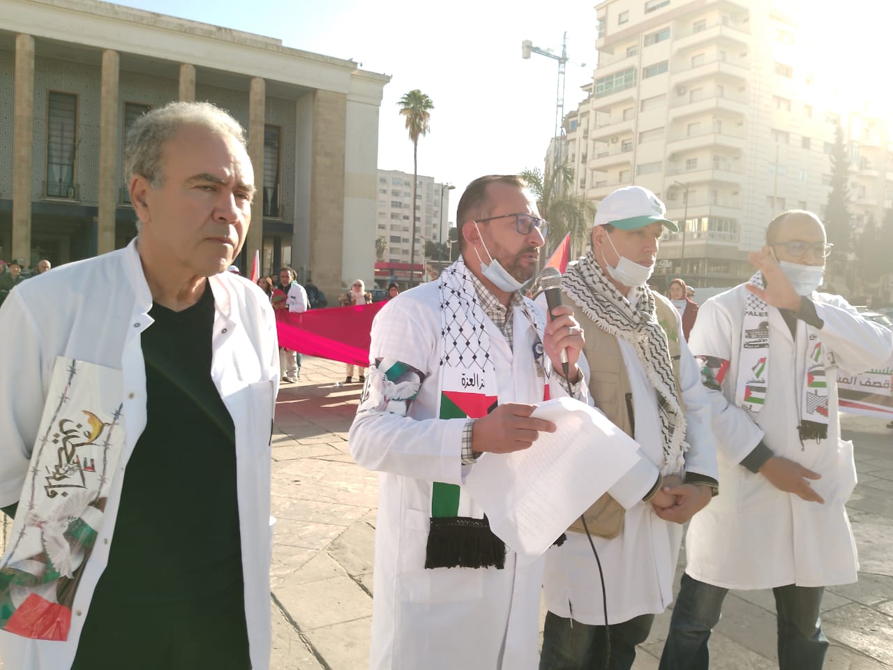 وقفة تضامية مع الشعب الفلسطيني في الساحة الإدارية بمكناس نظمها اتحاد الأطر الصحية بمكناس و النواحي وقفة تضامية مع الشعب الفلسطيني في الساحة الإدارية بمكناس نظمها اتحاد الأطر الصحية بمكناس و النواحي