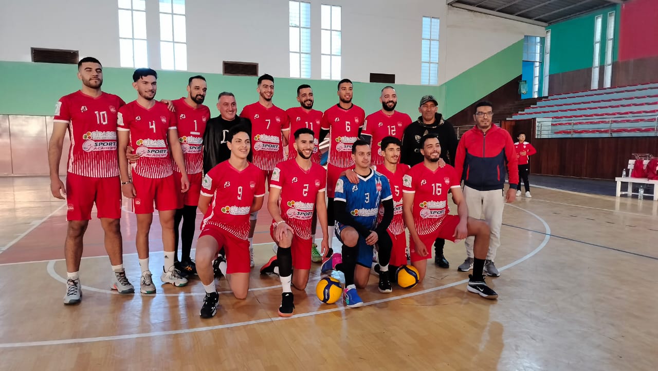 الكرة الطائرة المكناسية تحلق سماء وتفوز باستحقاق على الفريق اتحاد طنجة. الكرة الطائرة المكناسية تحلق سماء وتفوز باستحقاق على الفريق اتحاد طنجة.