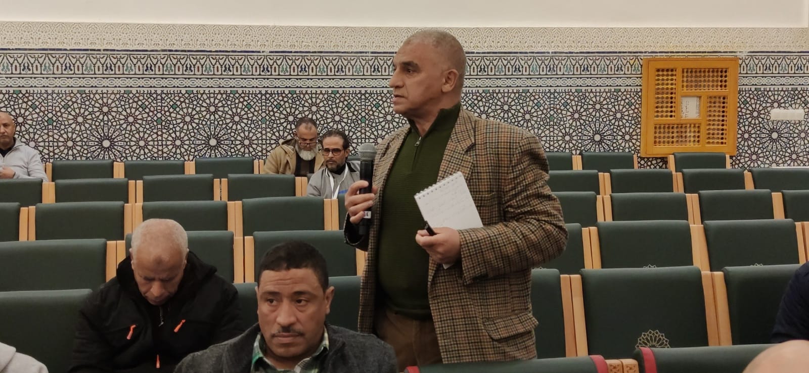 ندوة صحفية بفاس لتسليط الضوء على الدورة الثانية من المعرض الوطني للجلد المنظم ما بين 5 و 14 يناير الجاري ندوة صحفية بفاس لتسليط الضوء على الدورة الثانية من المعرض الوطني للجلد المنظم ما بين 5 و 14 يناير الجاري