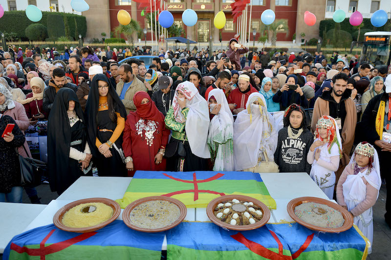 المغرب يحتفل رسميا برأس السنة الأمازيغية 2974… جذور التقويم وتاريخ الاحتفالات المرتبطة به