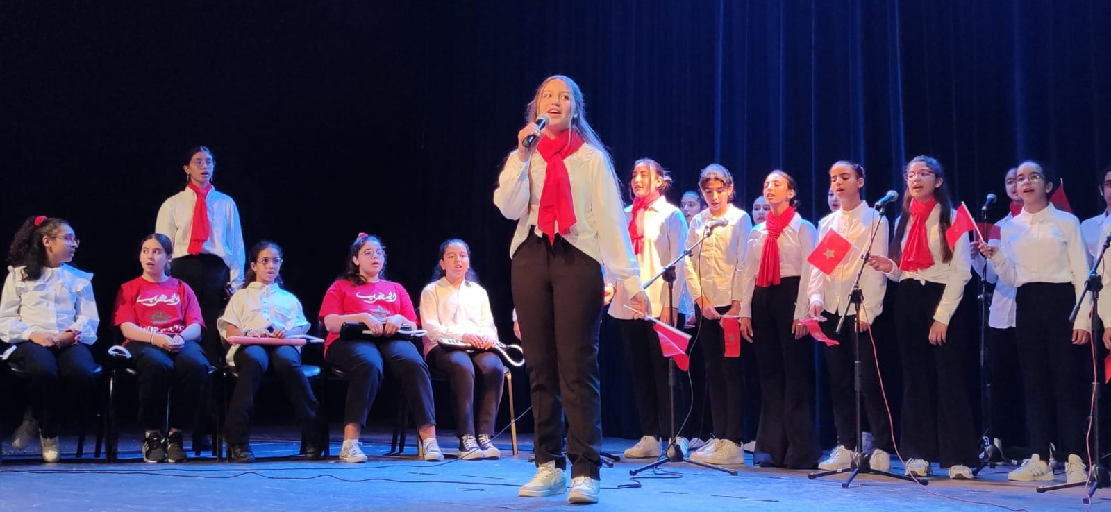 تخليدا للذكرى 80 لتقديم وثيقة المطالبة بالاستقلال مصطفى لكثير يترأس حفلا بالمناسبة ويشرف على اطلاق إسم أحد الوطنيين على شارع بالعاصمة الإسماعيلية مكناس. تخليدا للذكرى 80 لتقديم وثيقة المطالبة بالاستقلال مصطفى لكثير يترأس حفلا بالمناسبة ويشرف على اطلاق إسم أحد الوطنيين على شارع بالعاصمة الإسماعيلية مكناس.