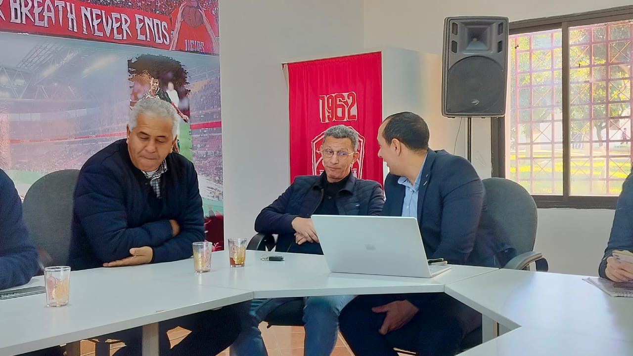 لقاء تفاعلي وتواصلي لمكتب الكوديم في أفق بداية جولات الذهاب من البطولة الاحترافية الثانية. لقاء تفاعلي وتواصلي لمكتب الكوديم في أفق بداية جولات الذهاب من البطولة الاحترافية الثانية.