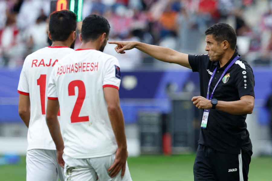 كأس أمم أسيا.. عموتة يسعى إلى كتابة التاريخ رفقة المنتخب الأردني