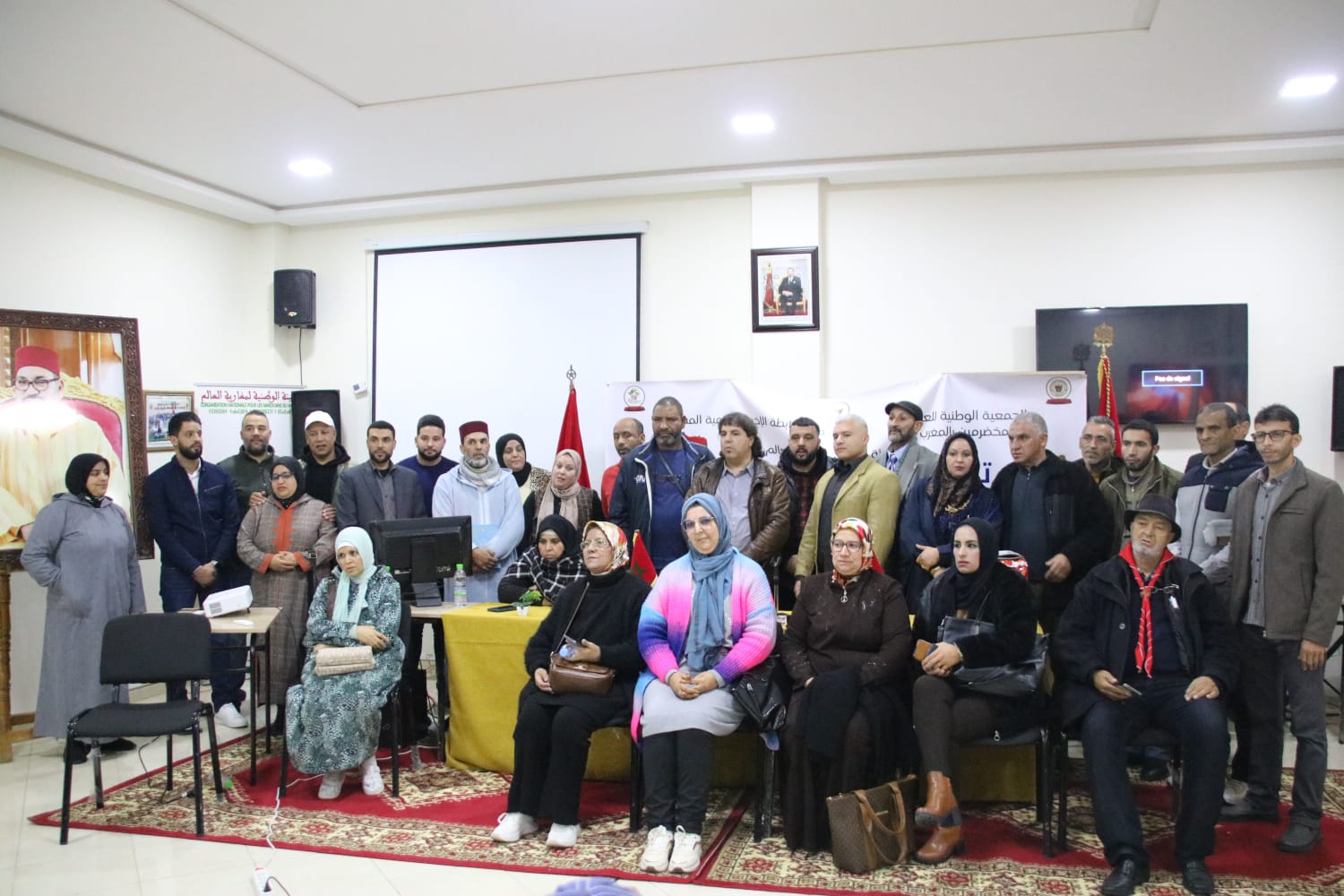 ندوة علمية حول العلاج الطبيعي بين الماضي و الحاضر للخبير موسى لشهب ندوة علمية حول العلاج الطبيعي بين الماضي و الحاضر للخبير موسى لشهب