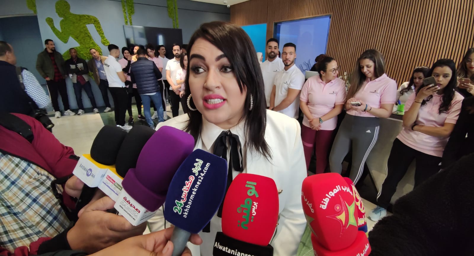 السيد عبد الغني الصبار عامل عمالة مكناس يفتتح قاعة رياضية جديدة للنساء والرجال بمواصفات عالية ومجهزة بكافة وسائل الراحة والترفيه وبأسعار مناسبة وسط مدينة مكناس السيد عبد الغني الصبار عامل عمالة مكناس يفتتح قاعة رياضية جديدة للنساء والرجال بمواصفات عالية ومجهزة بكافة وسائل الراحة والترفيه وبأسعار مناسبة وسط مدينة مكناس