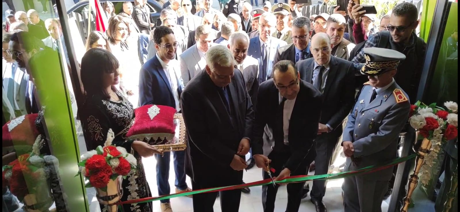 السيد عبد الغني الصبار عامل عمالة مكناس يفتتح قاعة رياضية جديدة للنساء والرجال بمواصفات عالية ومجهزة بكافة وسائل الراحة والترفيه وبأسعار مناسبة وسط مدينة مكناس السيد عبد الغني الصبار عامل عمالة مكناس يفتتح قاعة رياضية جديدة للنساء والرجال بمواصفات عالية ومجهزة بكافة وسائل الراحة والترفيه وبأسعار مناسبة وسط مدينة مكناس