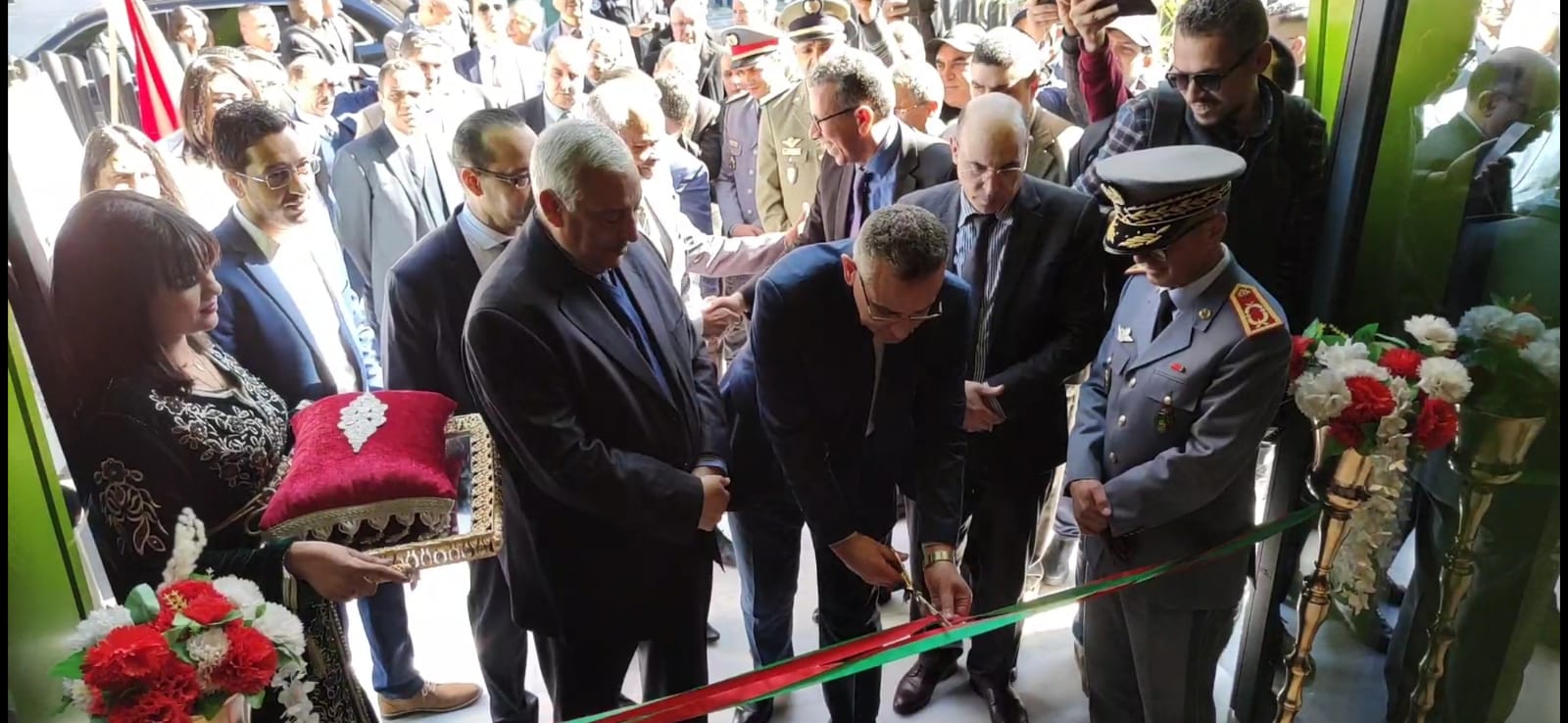 السيد عبد الغني الصبار عامل عمالة مكناس يفتتح قاعة رياضية جديدة للنساء والرجال بمواصفات عالية ومجهزة بكافة وسائل الراحة والترفيه وبأسعار مناسبة وسط مدينة مكناس السيد عبد الغني الصبار عامل عمالة مكناس يفتتح قاعة رياضية جديدة للنساء والرجال بمواصفات عالية ومجهزة بكافة وسائل الراحة والترفيه وبأسعار مناسبة وسط مدينة مكناس