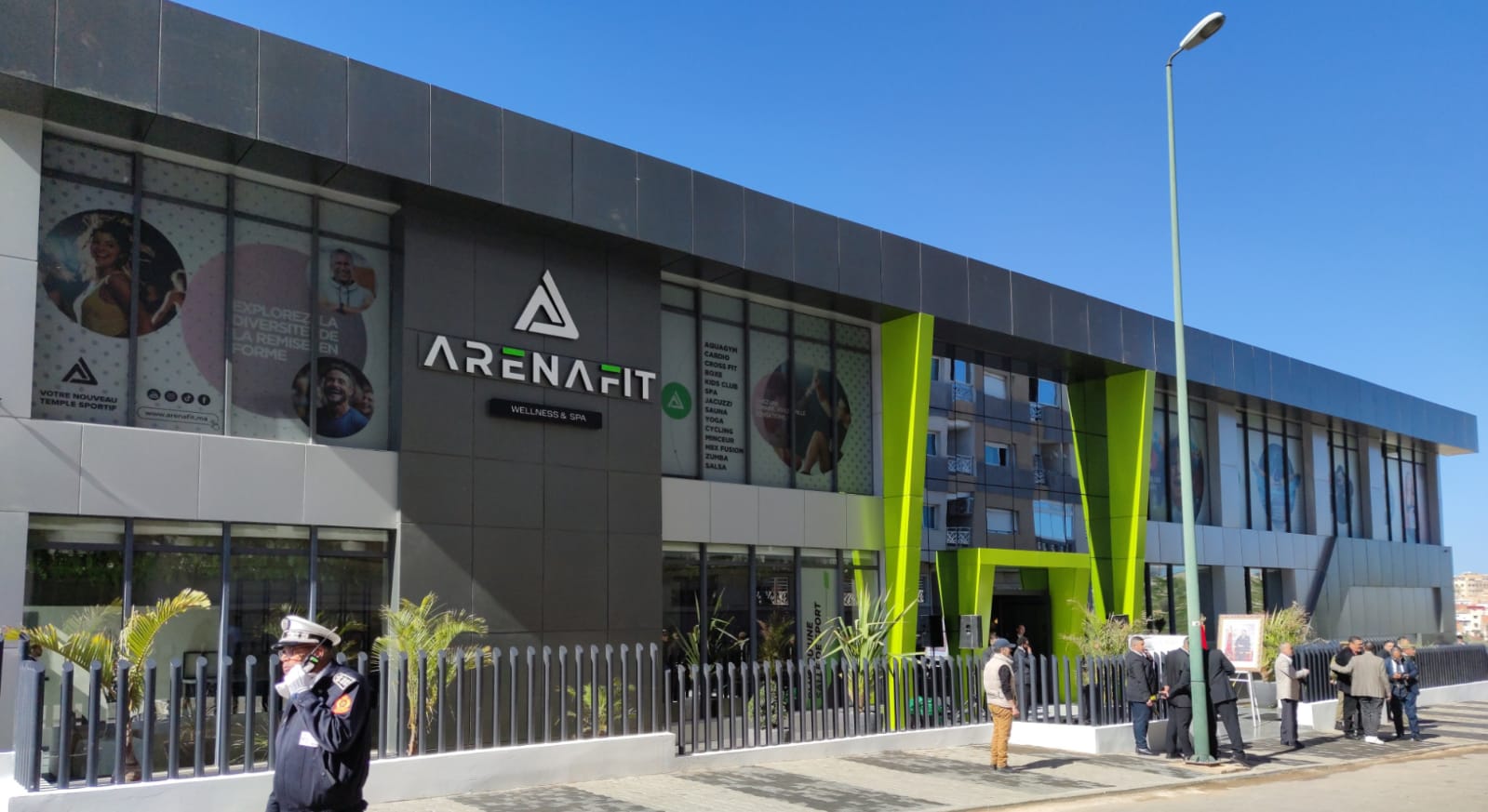 السيد عبد الغني الصبار عامل عمالة مكناس يفتتح قاعة رياضية جديدة للنساء والرجال بمواصفات عالية ومجهزة بكافة وسائل الراحة والترفيه وبأسعار مناسبة وسط مدينة مكناس السيد عبد الغني الصبار عامل عمالة مكناس يفتتح قاعة رياضية جديدة للنساء والرجال بمواصفات عالية ومجهزة بكافة وسائل الراحة والترفيه وبأسعار مناسبة وسط مدينة مكناس