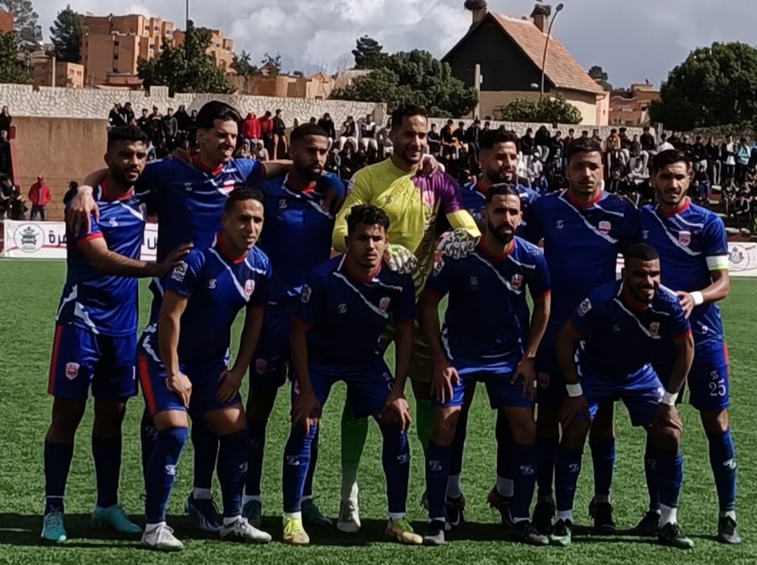 الكوديم يعود بتعادل من قلب مدينة خنيفرة. الكوديم يعود بتعادل من قلب مدينة خنيفرة.