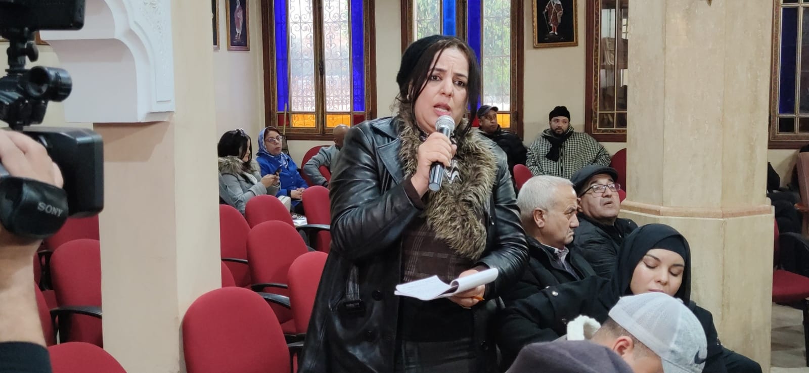 في ندوة صحفية..الدكتور عبدالمالك البوطيين رئيس غرفة الصناعة التقليدية بجهة فاس مكناس يسلط الضوء على مستجدات الدورة الخامسة للمعرض الدولي للخشب الدي ستحتضنه العاصمة الاسماعيلية مكناس من فاتح مارس الى غاية العاشر منه