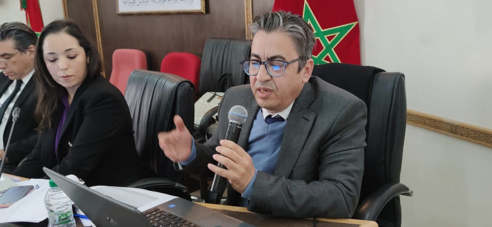 اللقاء التواصلي حول الأحكام الضريبية الرئيسية بقانون المالية لسنة 2024 بملحقة الغرفة بمكناس