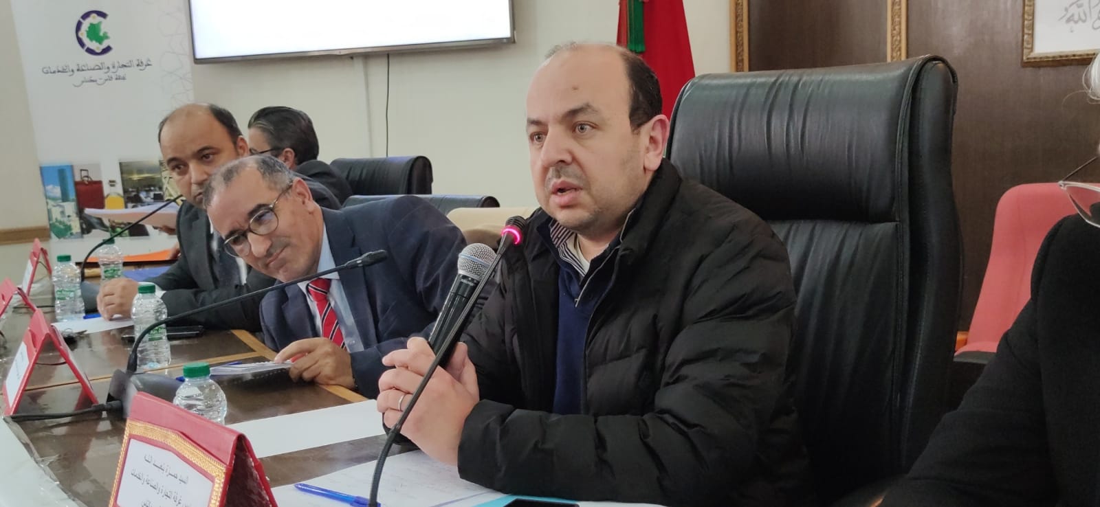 اللقاء التواصلي حول الأحكام الضريبية الرئيسية بقانون المالية لسنة 2024 بملحقة الغرفة بمكناس