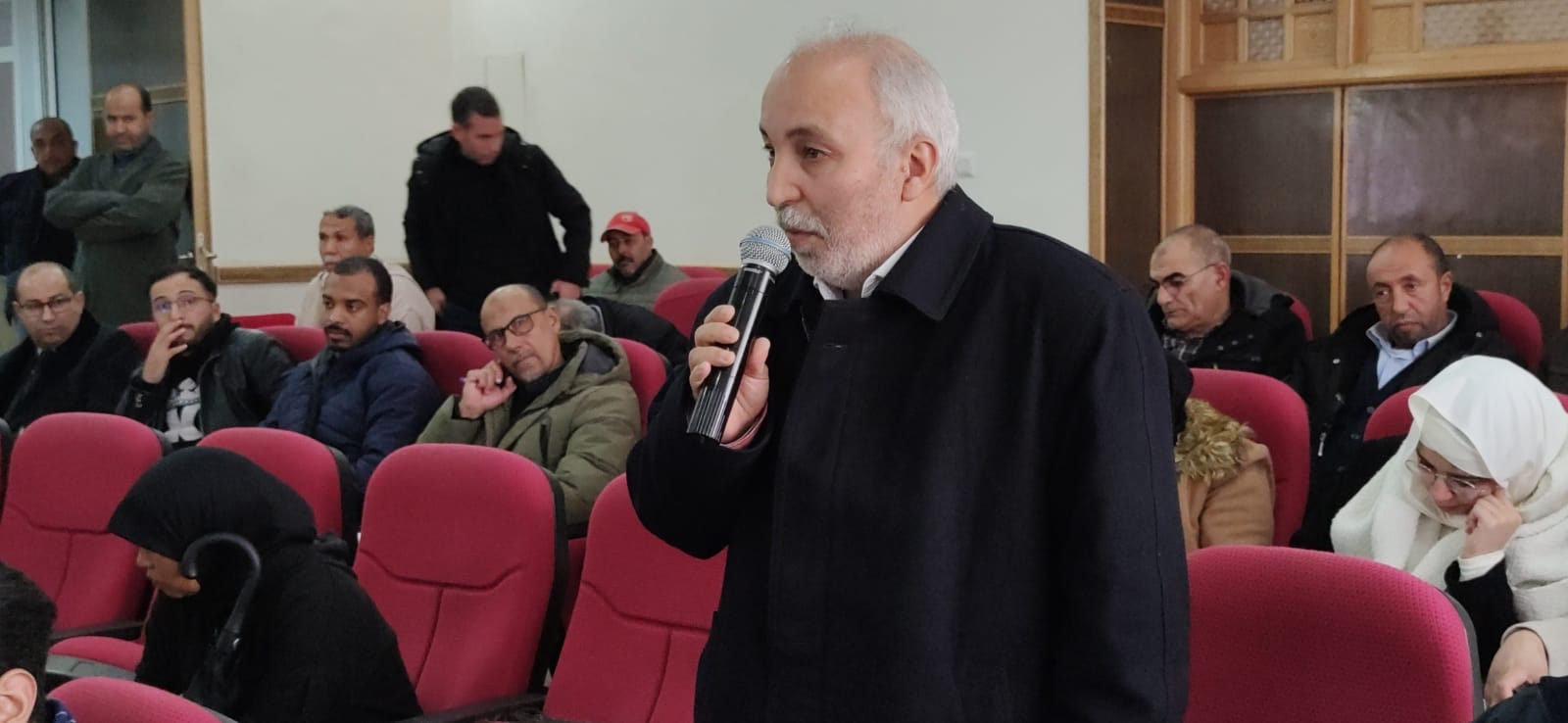 اللقاء التواصلي حول الأحكام الضريبية الرئيسية بقانون المالية لسنة 2024 بملحقة الغرفة بمكناس