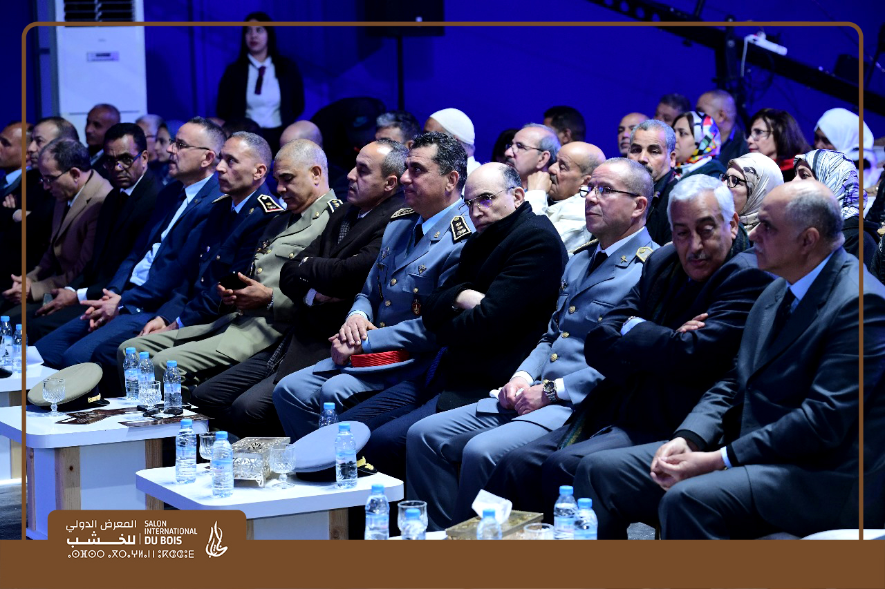 كلمة الدكتور عبدالمالك البوطيين رئيس مجلس غرفة الصناعة التقليدية لجهة فاس مكناس بمناسبة الدورة الخامسة للمعرض الدولي للخشب المقام بالساحة المجاورة لشارع فريد الأنصاري أمام باب القزدير بمدينة مكناس من 01 إلى غاية 10 مارس 2024 كلمة الدكتور عبدالمالك البوطيين رئيس مجلس غرفة الصناعة التقليدية لجهة فاس مكناس بمناسبة الدورة الخامسة للمعرض الدولي للخشب المقام بالساحة المجاورة لشارع فريد الأنصاري أمام باب القزدير بمدينة مكناس من 01 إلى غاية 10 مارس 2024