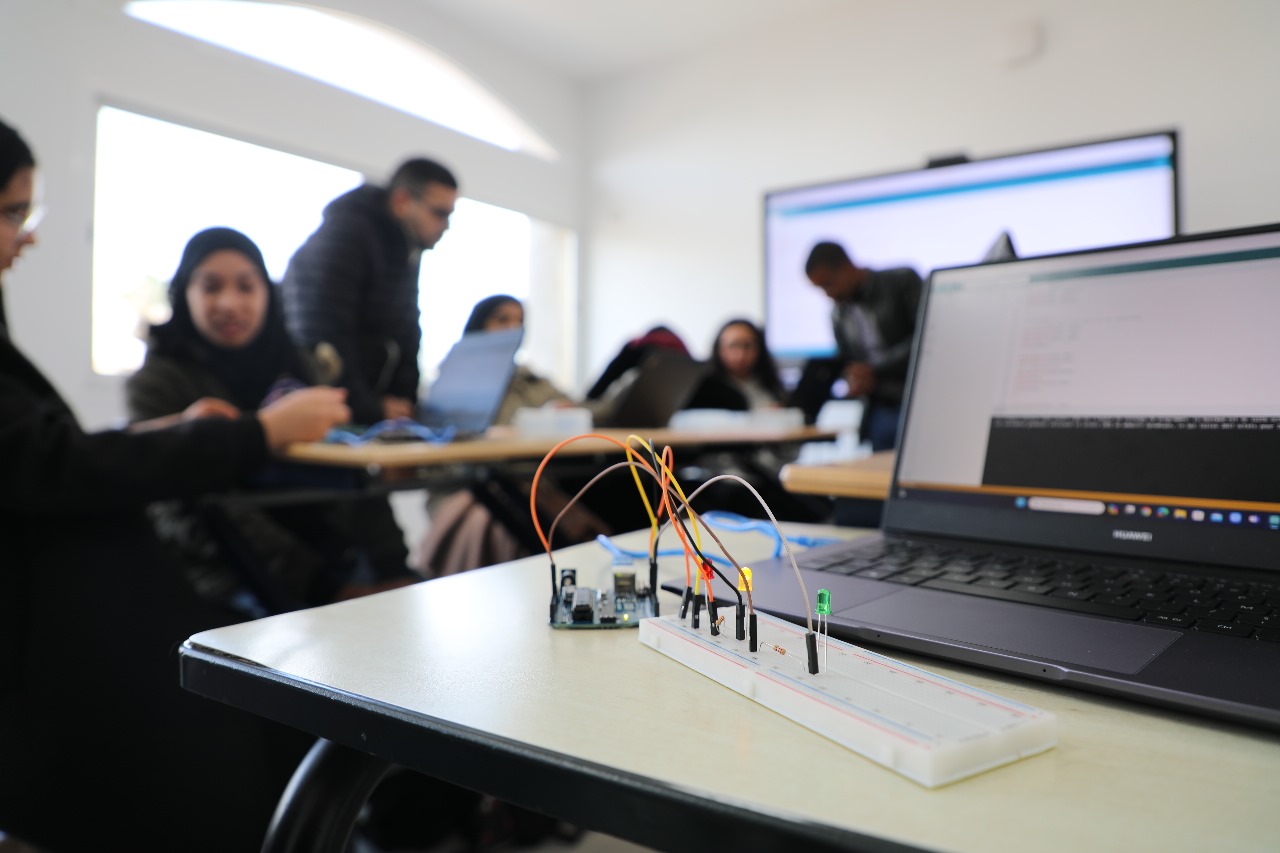 انطلاق نادي ربوتيك في المدرسة العليا للأساتذة بمكناس والقادم أفضل انطلاق نادي ربوتيك في المدرسة العليا للأساتذة بمكناس والقادم أفضل