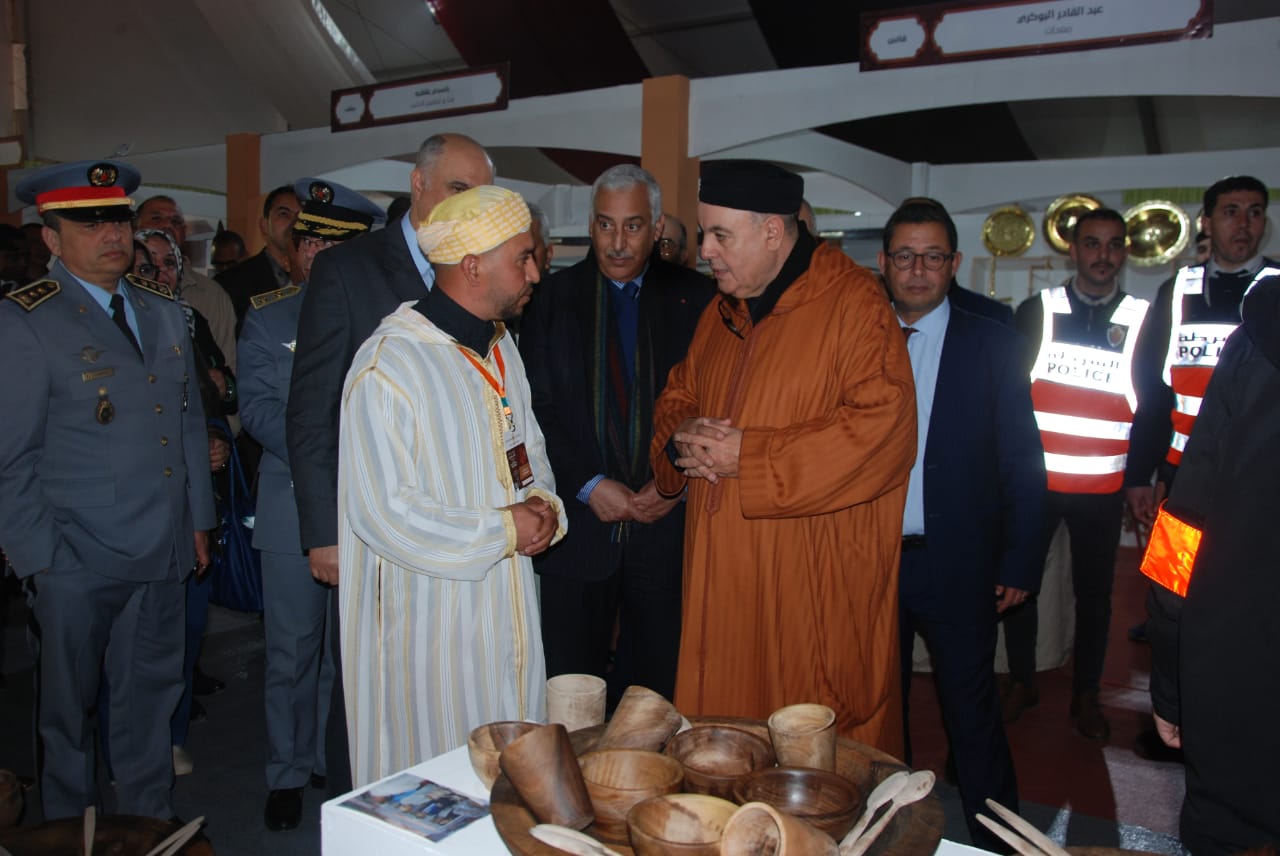 والي جهة فاس مكناس وعامل عمالة مكناس يشرفان على افتتاح فعاليات الدورة الخامسة من المعرض الدولي للخشب والي جهة فاس مكناس وعامل عمالة مكناس يشرفان على افتتاح فعاليات الدورة الخامسة من المعرض الدولي للخشب