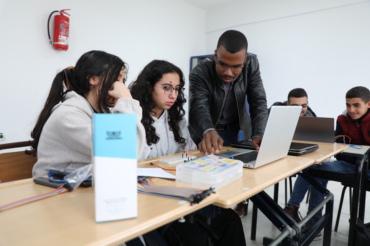 انطلاق نادي ربوتيك في المدرسة العليا للأساتذة بمكناس والقادم أفضل انطلاق نادي ربوتيك في المدرسة العليا للأساتذة بمكناس والقادم أفضل