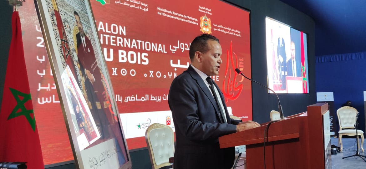 والي جهة فاس مكناس وعامل عمالة مكناس يشرفان على افتتاح فعاليات الدورة الخامسة من المعرض الدولي للخشب والي جهة فاس مكناس وعامل عمالة مكناس يشرفان على افتتاح فعاليات الدورة الخامسة من المعرض الدولي للخشب
