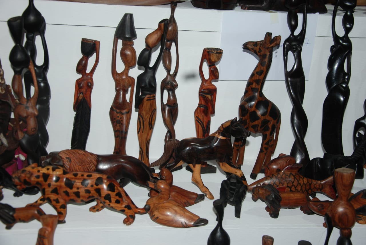 فعاليات النسخة 5 لمعرض الخشب تتواصل بمكناس عبد المالك البوطيين :التوجه نحو معارض موضوعاتية متخصصة ، إضافة نوعية في مجال تسويق وتثمين منتجات الصناعة التقليدية والخشب على وجه الخصوص فعاليات النسخة 5 لمعرض الخشب تتواصل بمكناس عبد المالك البوطيين :التوجه نحو معارض موضوعاتية متخصصة ، إضافة نوعية في مجال تسويق وتثمين منتجات الصناعة التقليدية والخشب على وجه الخصوص