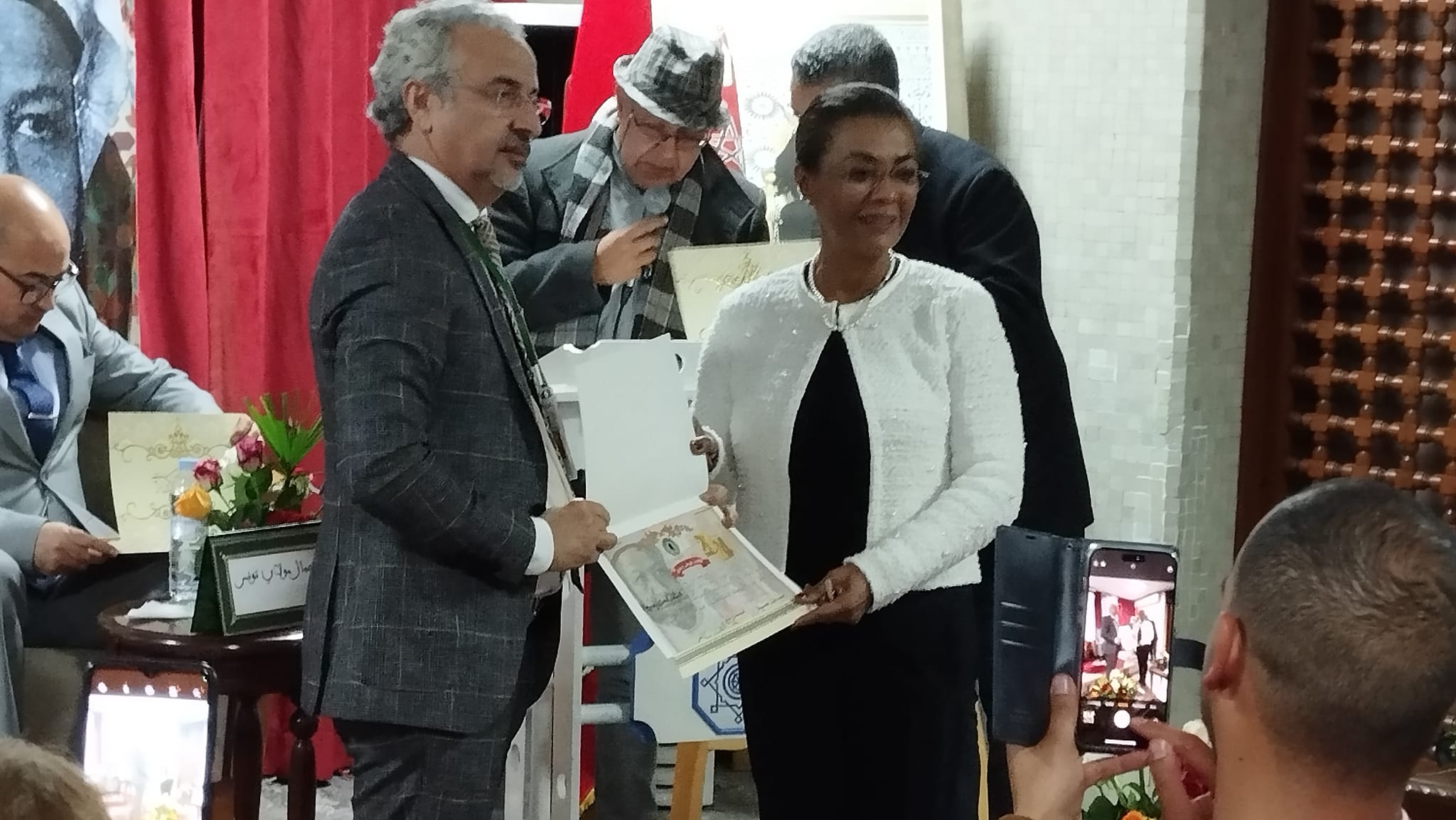 ندوة علمية وفكرية تكرم المؤرخ عبد الرحمان بن زيدان بمكناس ندوة علمية وفكرية تكرم المؤرخ عبد الرحمان بن زيدان بمكناس