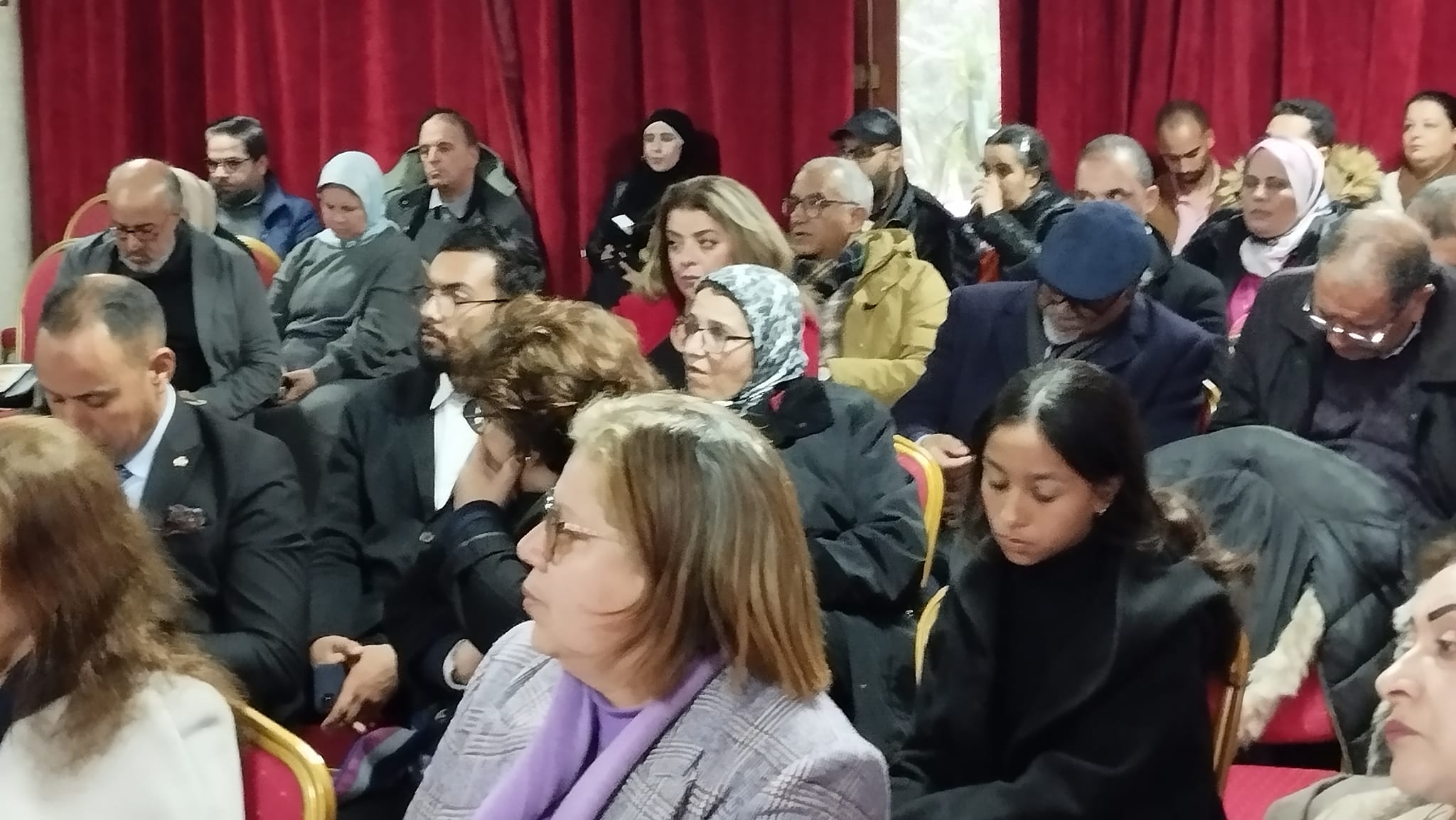 ندوة علمية وفكرية تكرم المؤرخ عبد الرحمان بن زيدان بمكناس ندوة علمية وفكرية تكرم المؤرخ عبد الرحمان بن زيدان بمكناس