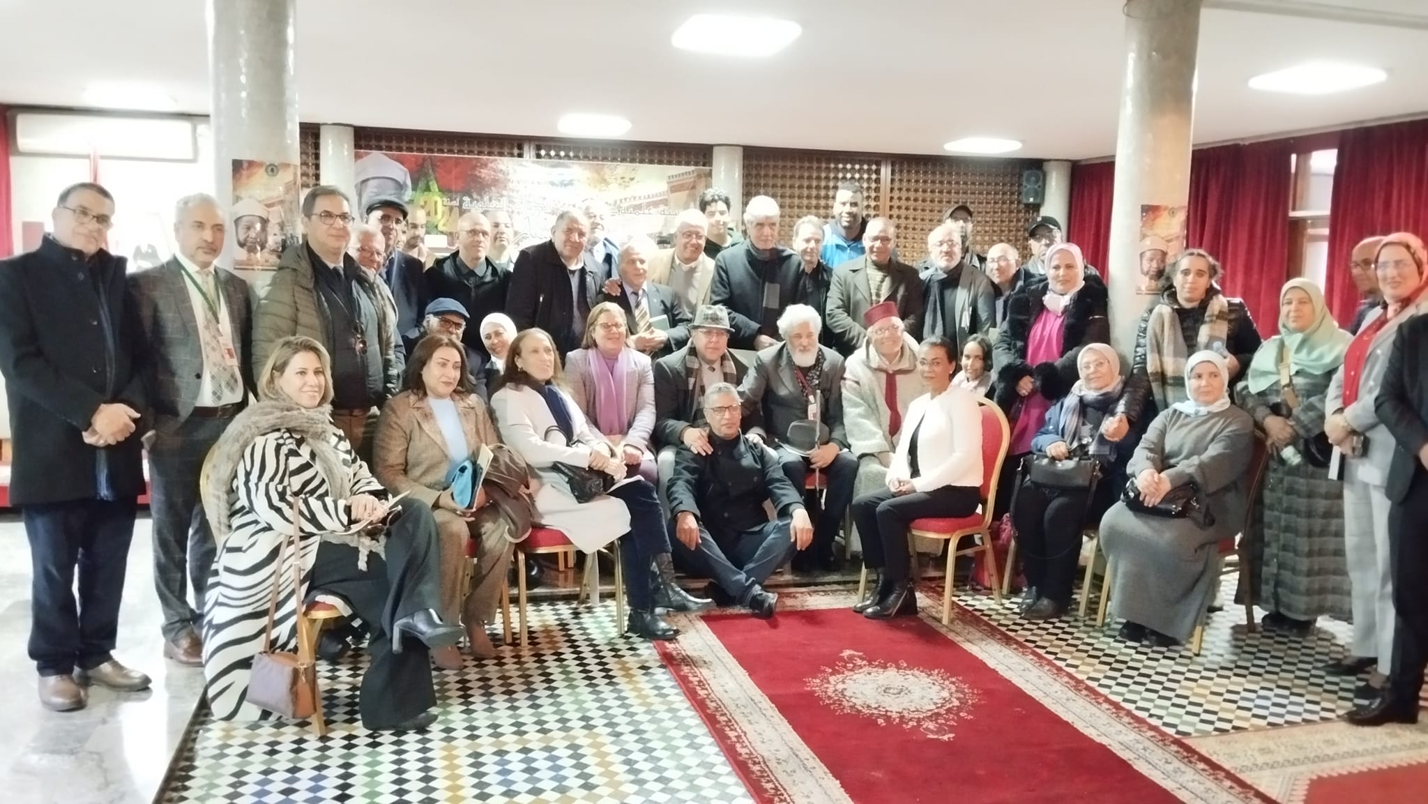 ندوة علمية وفكرية تكرم المؤرخ عبد الرحمان بن زيدان بمكناس ندوة علمية وفكرية تكرم المؤرخ عبد الرحمان بن زيدان بمكناس