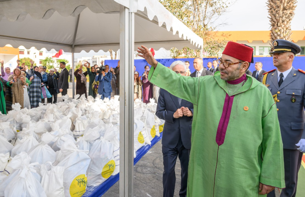 جلالة الملك يعطي بالرباط انطلاقة العملية الوطنية 