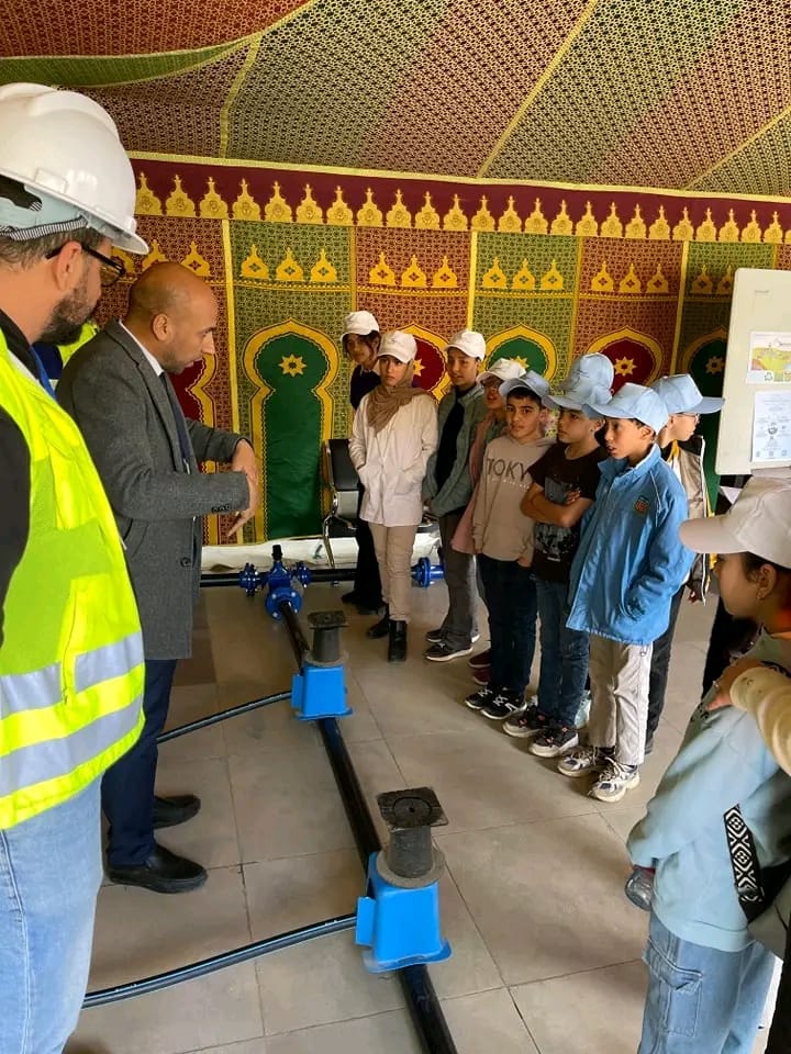 بمناسبة اليوم العالمي للماء.. راديم تفتح أبوابها للتلاميذ وتحسسهم بأهمية الحفاظ على الماء بمناسبة اليوم العالمي للماء.. راديم تفتح أبوابها للتلاميذ وتحسسهم بأهمية الحفاظ على الماء