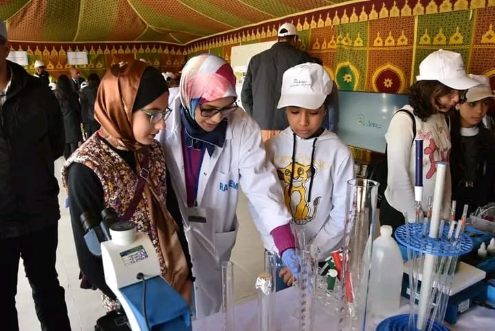 بمناسبة اليوم العالمي للماء.. راديم تفتح أبوابها للتلاميذ وتحسسهم بأهمية الحفاظ على الماء بمناسبة اليوم العالمي للماء.. راديم تفتح أبوابها للتلاميذ وتحسسهم بأهمية الحفاظ على الماء