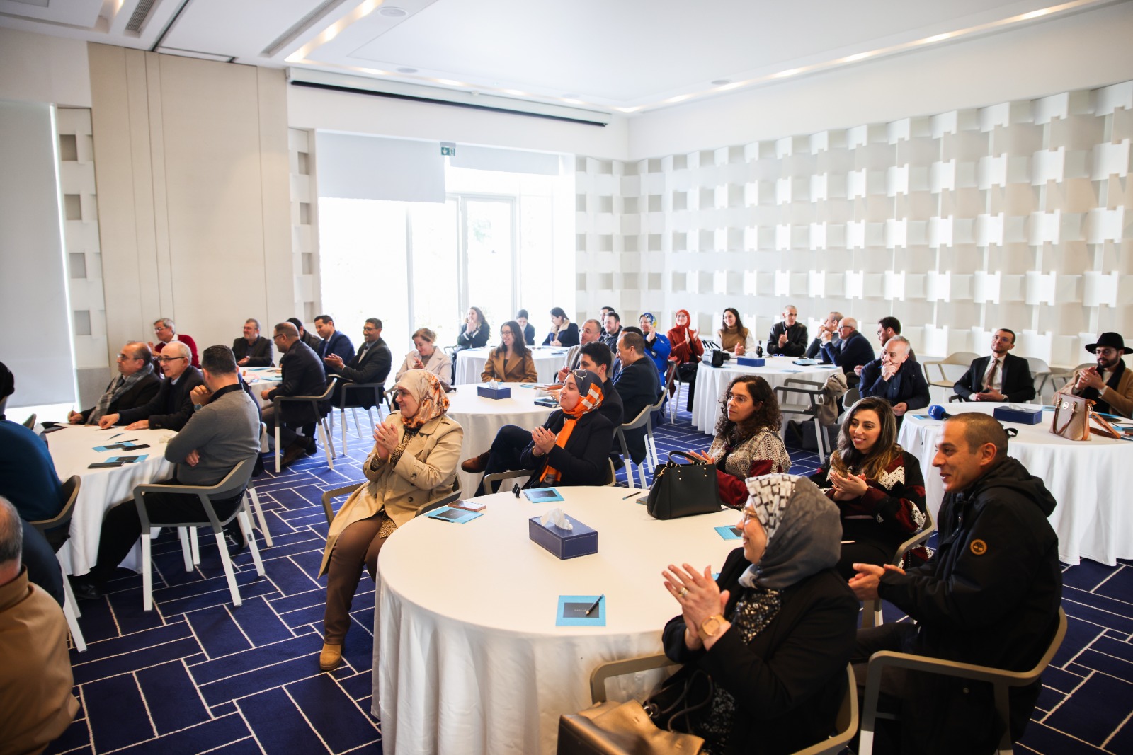 توقيع اتفاقية شراكة خلال لقاء تواصلي رمضاني بين الوكالة الحضرية لتطوان، الهيئة الجهوية للمهندسين المعماريين بجهة طنجة تطوان الحسيمة -منطقة تطوان- والمفتشية الجهوية للتعمير والهندسة المعمارية وإعداد التراب توقيع اتفاقية شراكة خلال لقاء تواصلي رمضاني بين الوكالة الحضرية لتطوان، الهيئة الجهوية للمهندسين المعماريين بجهة طنجة تطوان الحسيمة -منطقة تطوان- والمفتشية الجهوية للتعمير والهندسة المعمارية وإعداد التراب