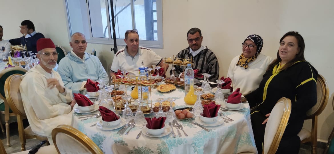 جمعية الامل لدعم مركز حماية الطفولة بمكناس تقيم حفل افطار لفائدة نزلاء المركز بحضور عامل عمالة مكناس