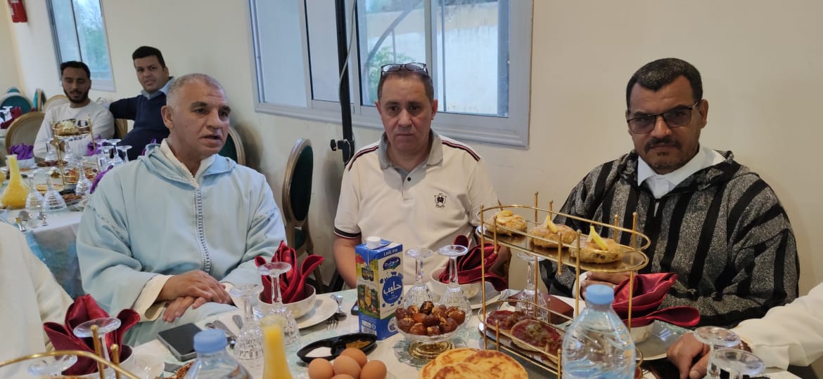 جمعية الامل لدعم مركز حماية الطفولة بمكناس تقيم حفل افطار لفائدة نزلاء المركز بحضور عامل عمالة مكناس