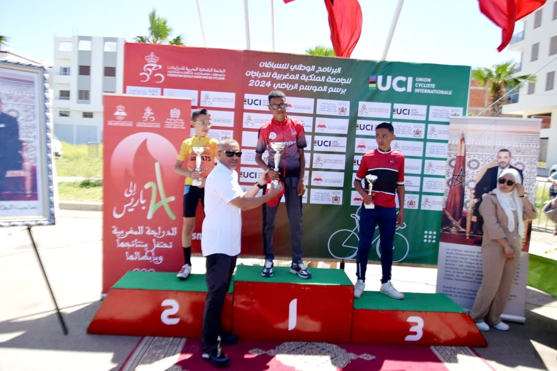 اختتام منافسات السباق الوطني الثاني للدراجات بالخميسات اختتام منافسات السباق الوطني الثاني للدراجات بالخميسات