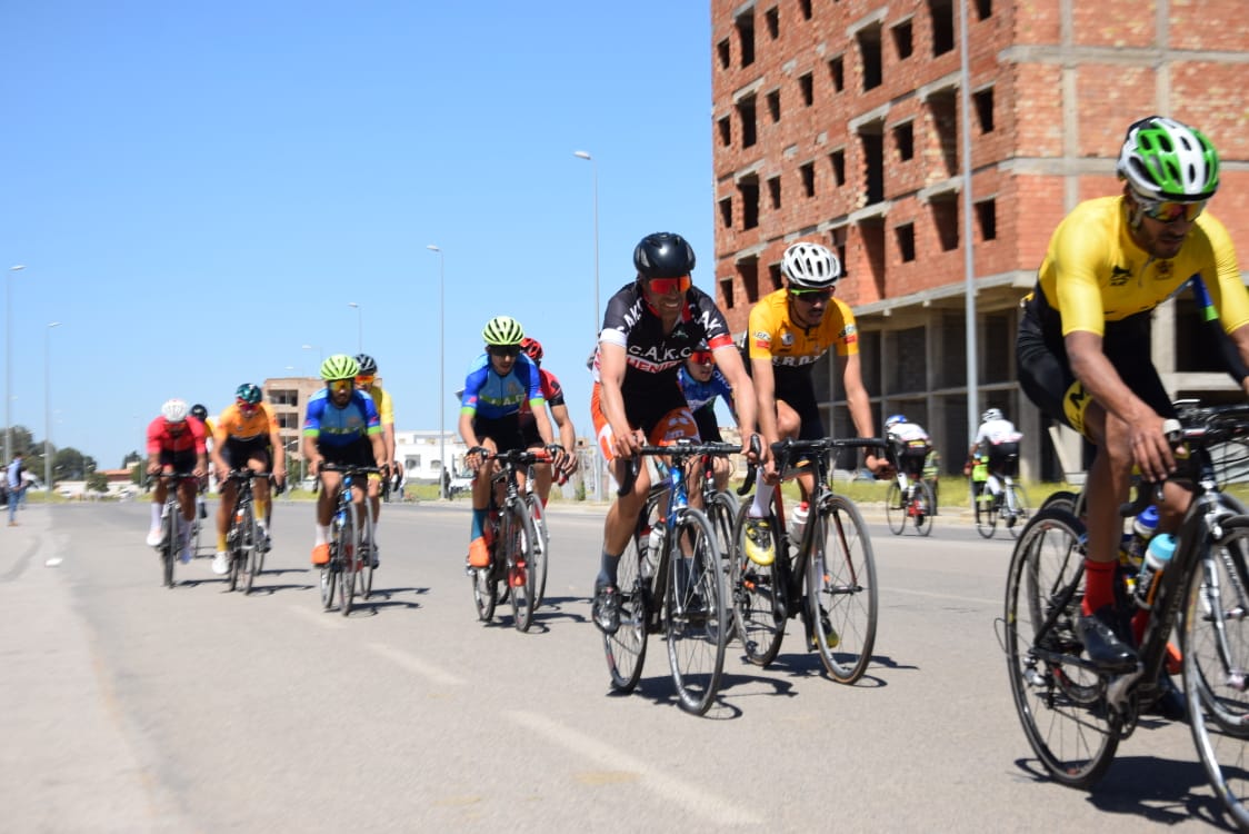 اختتام منافسات السباق الوطني الثاني للدراجات بالخميسات اختتام منافسات السباق الوطني الثاني للدراجات بالخميسات