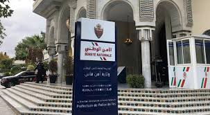 فاس.. توقيف خمسة أشخاص للاشتباه في تورطهم في النصب والاحتيال على الراغبين في الهجرة والاتجار في البشر
