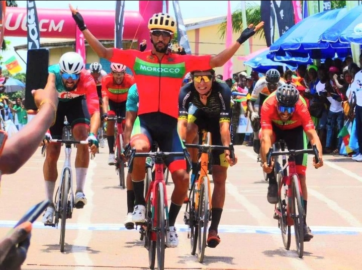 الدراجة المغربية فخورة بابراز خريطة المملكة الشريفة في كل مسابقاتها القارية والعالمية وبكل الاشكال الدراجة المغربية فخورة بابراز خريطة المملكة الشريفة في كل مسابقاتها القارية والعالمية وبكل الاشكال