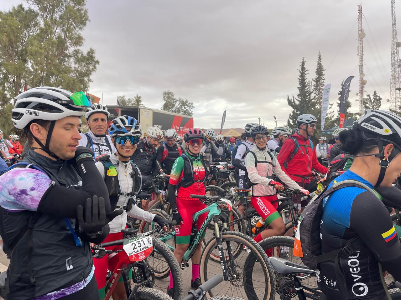 دراجات جبلية: انطلاق الدورة ال19 للحاق ” تيتان الصحراء المغربية “.