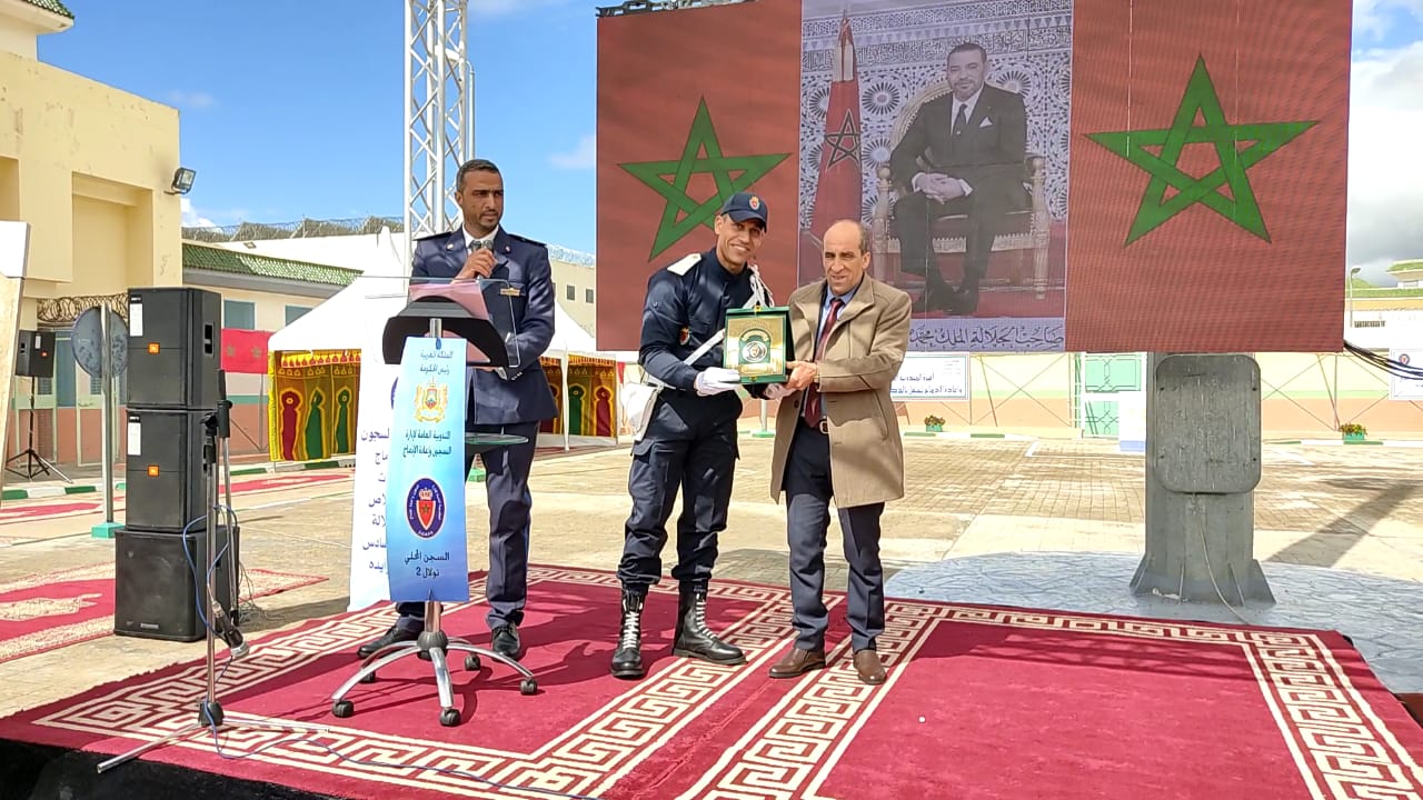 السجن المحلي تولال 2 يحتفل بالذكرى 16 لتأسيس المندوبية العامة لإدارة السجون وإعادة الإدماج السجن المحلي تولال 2 يحتفل بالذكرى 16 لتأسيس المندوبية العامة لإدارة السجون وإعادة الإدماج