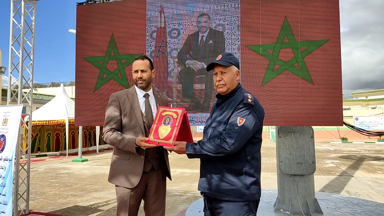 السجن المحلي تولال 2 يحتفل بالذكرى 16 لتأسيس المندوبية العامة لإدارة السجون وإعادة الإدماج السجن المحلي تولال 2 يحتفل بالذكرى 16 لتأسيس المندوبية العامة لإدارة السجون وإعادة الإدماج