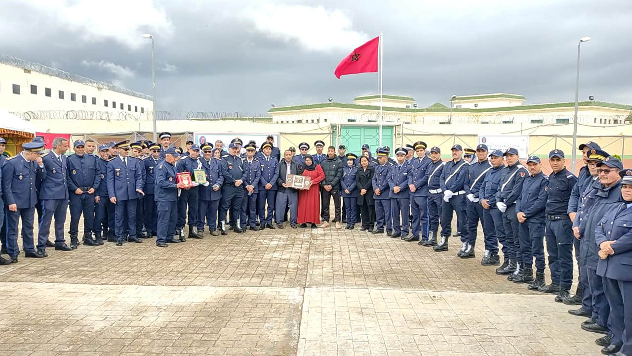 السجن المحلي تولال 2 يحتفل بالذكرى 16 لتأسيس المندوبية العامة لإدارة السجون وإعادة الإدماج السجن المحلي تولال 2 يحتفل بالذكرى 16 لتأسيس المندوبية العامة لإدارة السجون وإعادة الإدماج