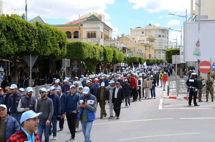 الاتحاد المغربي للشغل يخلد اليوم فاتح ماي بمكناس العيد الأممي للعاملات و العمال الاتحاد المغربي للشغل يخلد اليوم فاتح ماي بمكناس العيد الأممي للعاملات و العمال